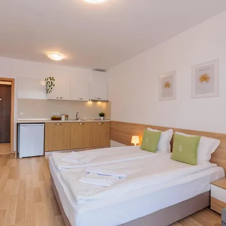 Apartamento Flora Sarafovo *