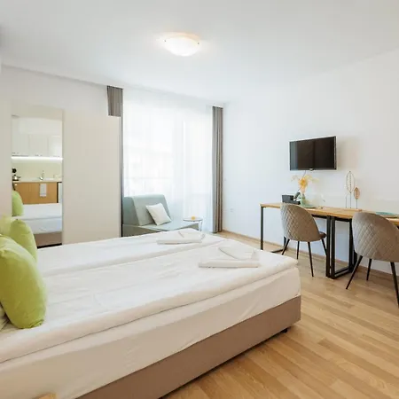 Flora Sarafovo Апартамент Бургас