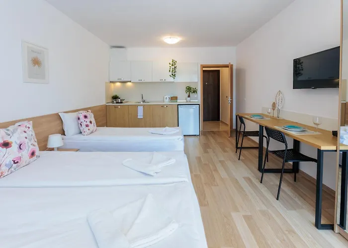 Flora Sarafovo Апартамент Бургас